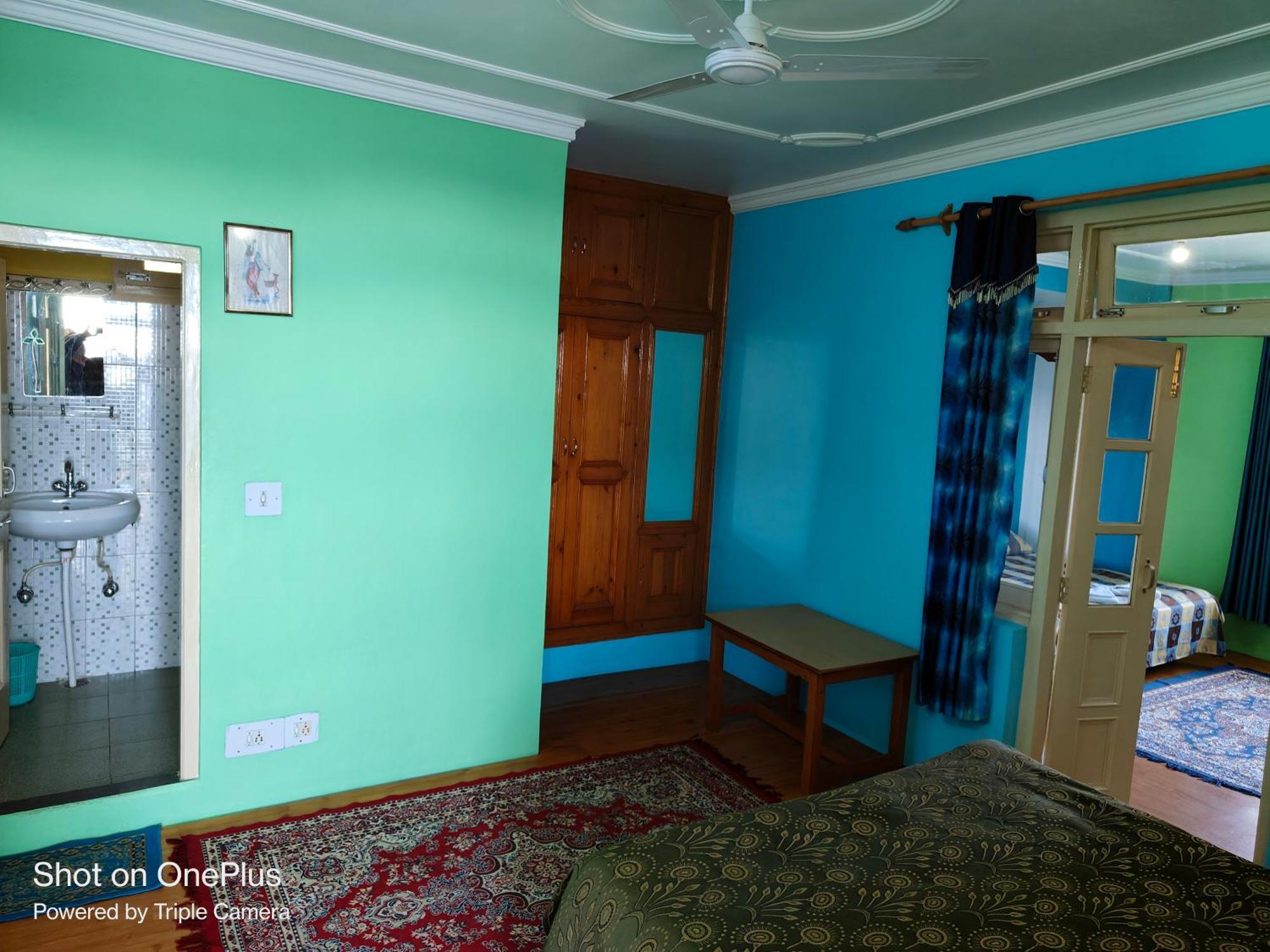 Jagatram Niwas Guesthouse Dharamkot Dharamshala Buitenkant foto